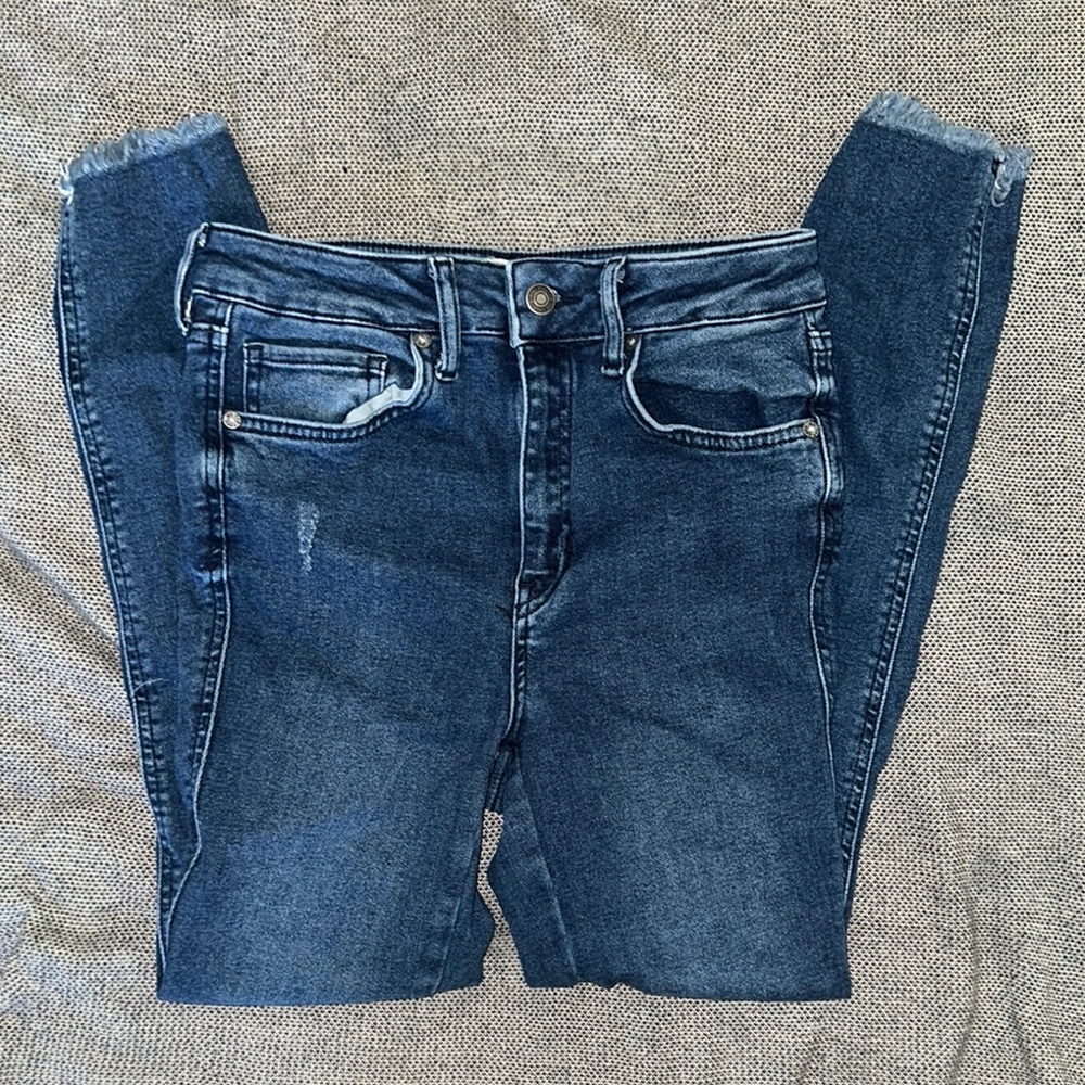 Free People Blue Skinny Jeans with Subtle Fading